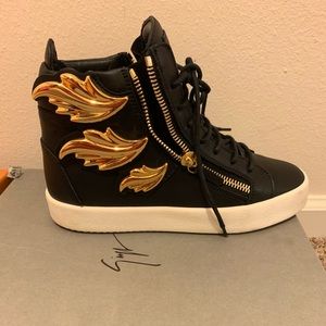 Authentic Women's Giuseppe Sneakers